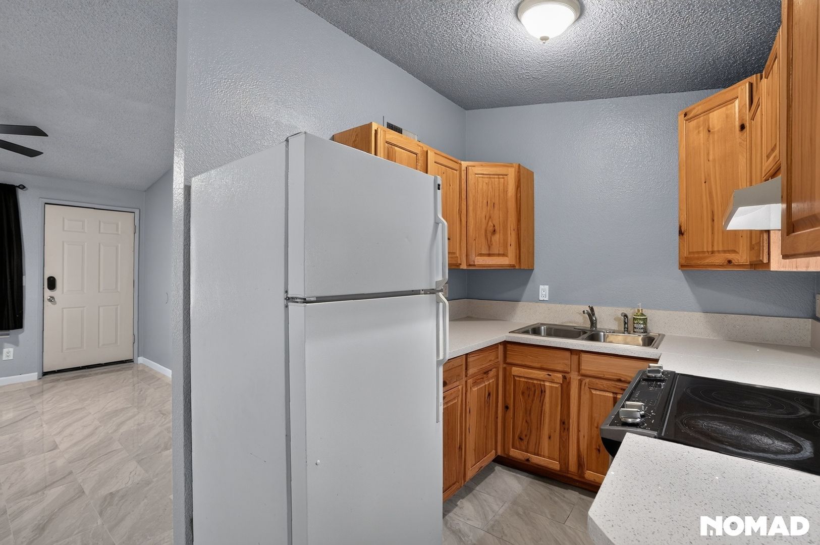 Building Photo - 3645 N 69th Ave