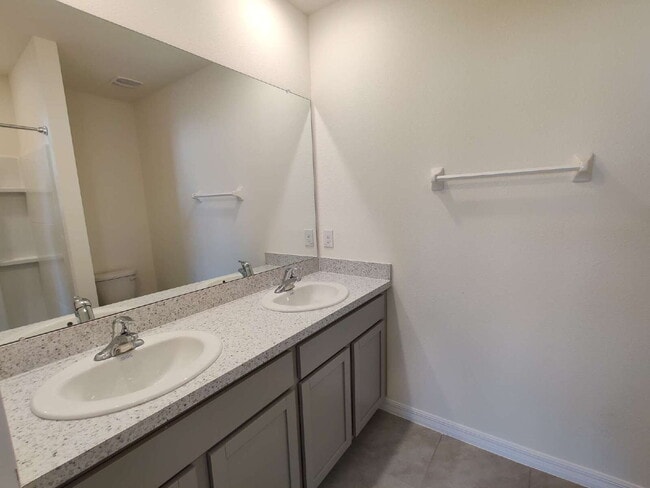 Building Photo - 33997 Jasper Stone Dr