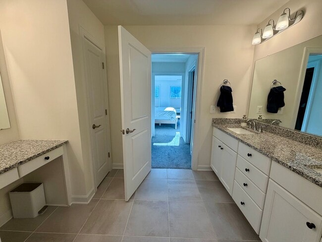 Building Photo - 1078 Delphi Ln