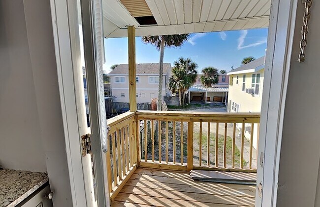 Building Photo - 604 Braddock Ave