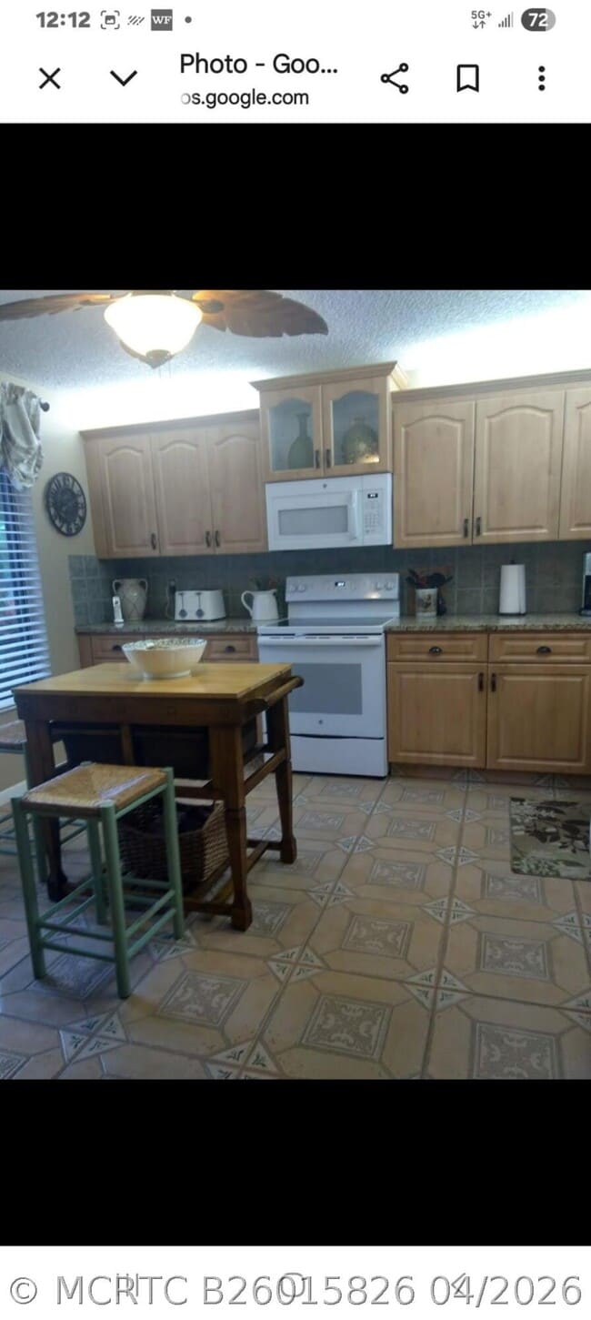 Building Photo - 5701 Fairway Park Dr
