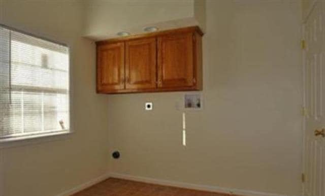 Building Photo - Christiansburg, 3 BR / 2.5 BA, Available April 16th
