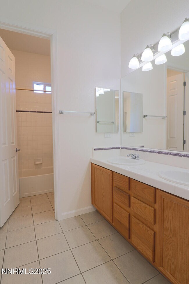 Building Photo - 1692 Broadstone Way