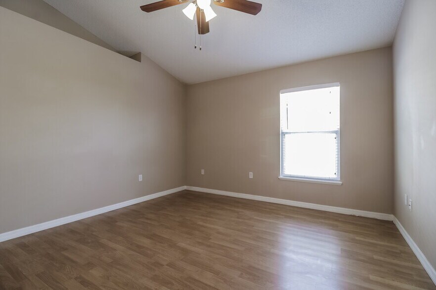 Building Photo - 6845 Ebans Bend