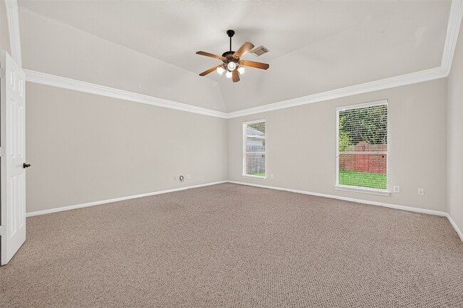 Building Photo - 6323 Echo Lakes Ln