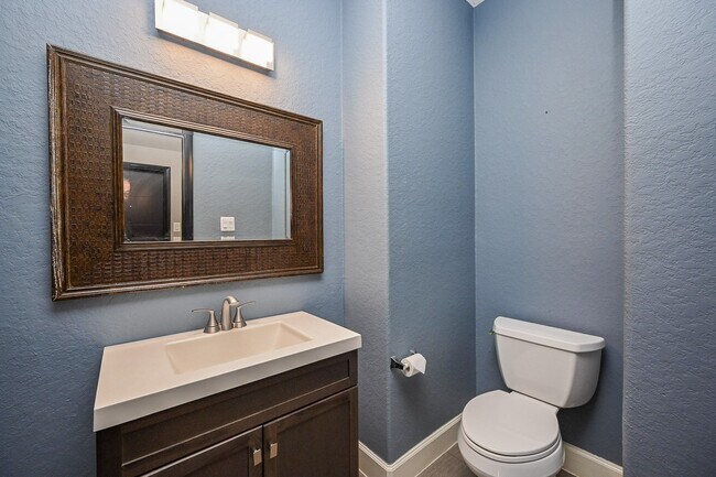 Building Photo - 146 Rocky Point Dr