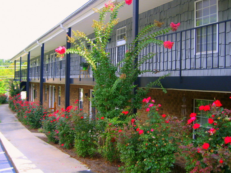 Building Photo - Alder Ridge Apartments