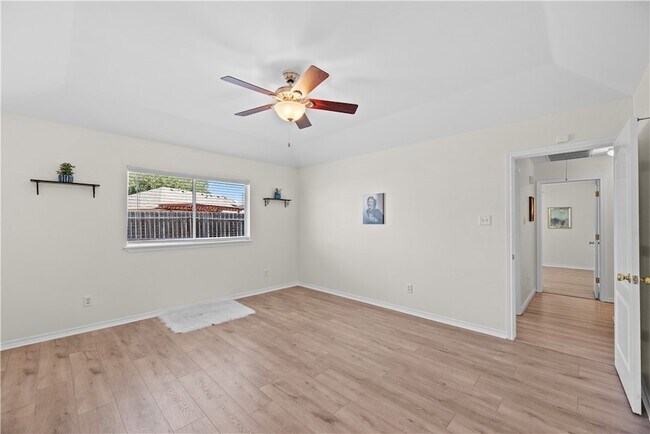 Building Photo - 6302 Penny Ln