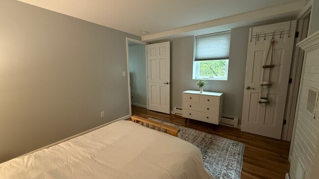 Building Photo - 106 Clover Ln