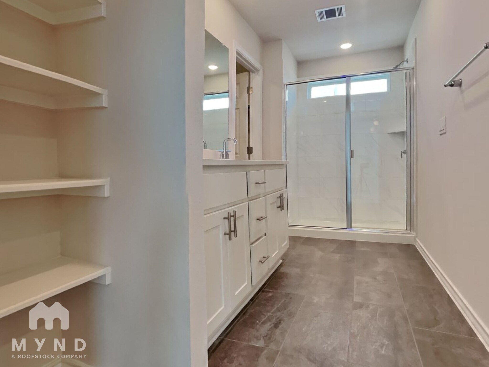 Building Photo - 2909 Salvidar Bend