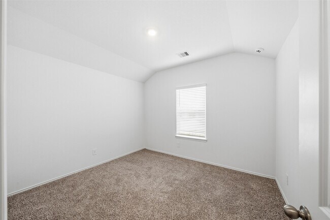 Building Photo - 6015 Mocha Palms Dr