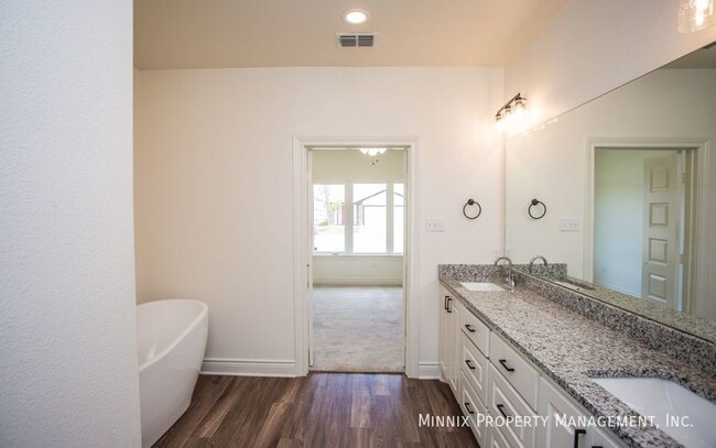 Building Photo - 4707 125th St