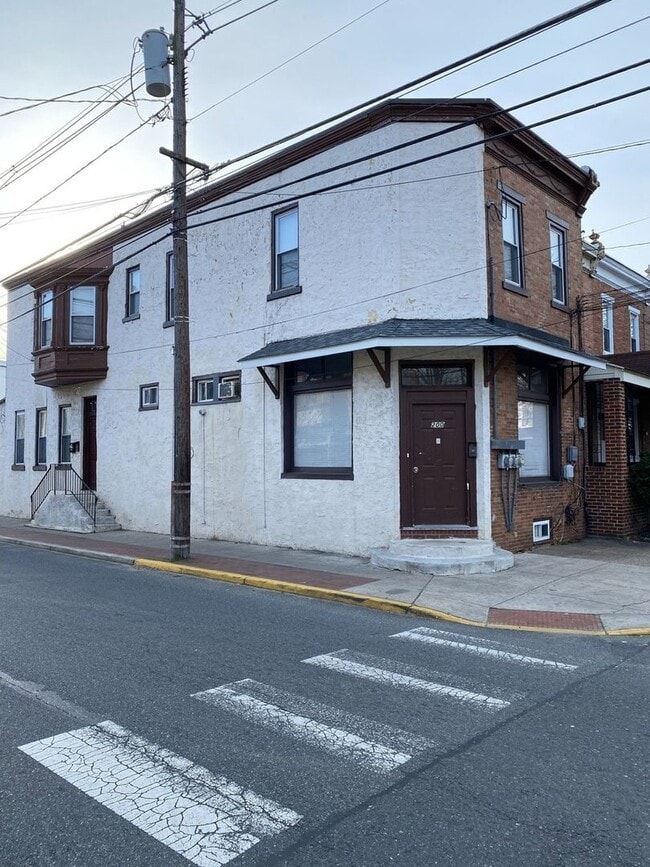 Building Photo - 200 Parker Ave