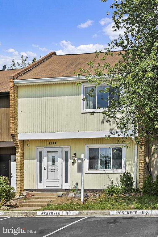 Building Photo - 1119 Shannon Pl