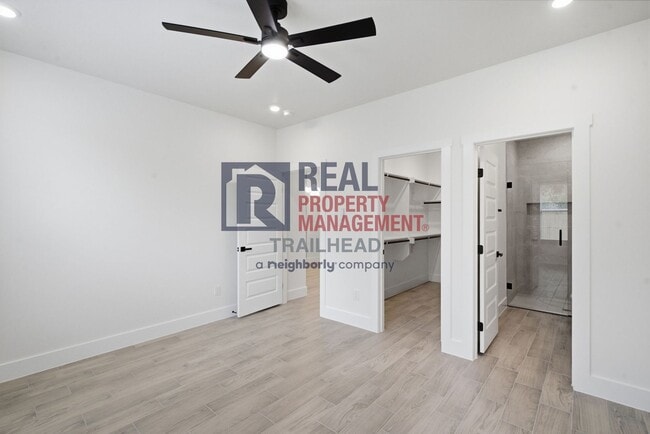 Building Photo - 5620 Van Horn Dr