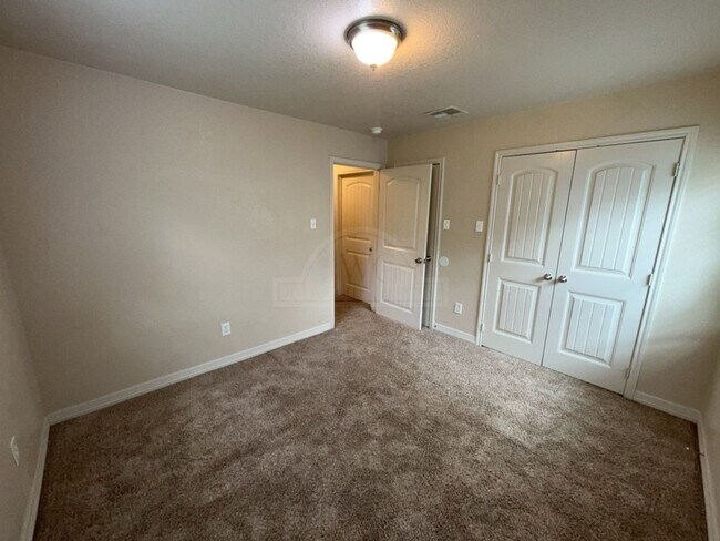 Building Photo - 1603 Massey St