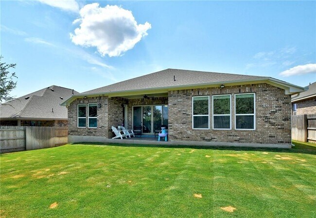 Building Photo - 416 Peakside Cir