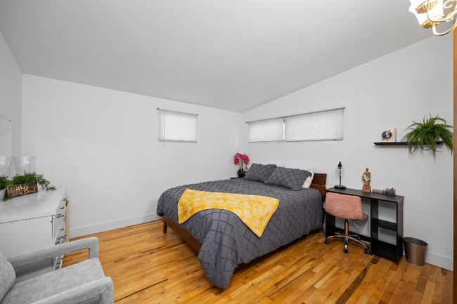 Building Photo - 943 N 7th St