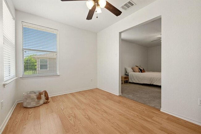 Building Photo - 14525 Harris Ridge Blvd