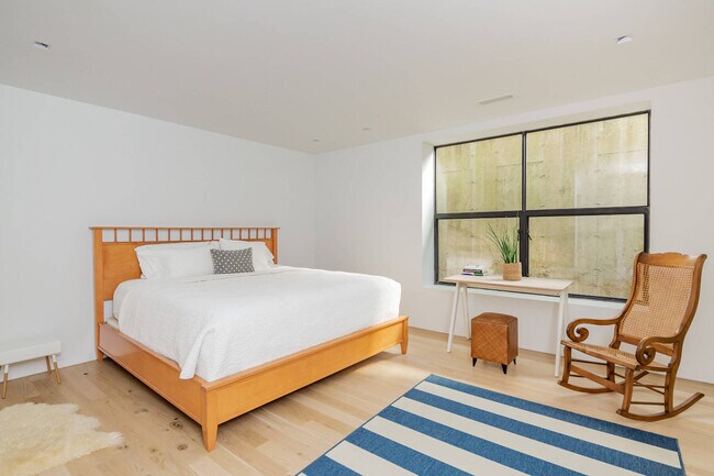 Building Photo - 232 Mitchell Ln