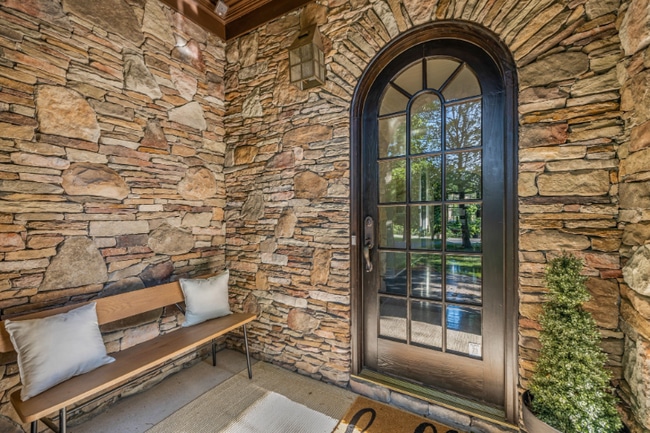 Building Photo - 1127 Glendale Ln