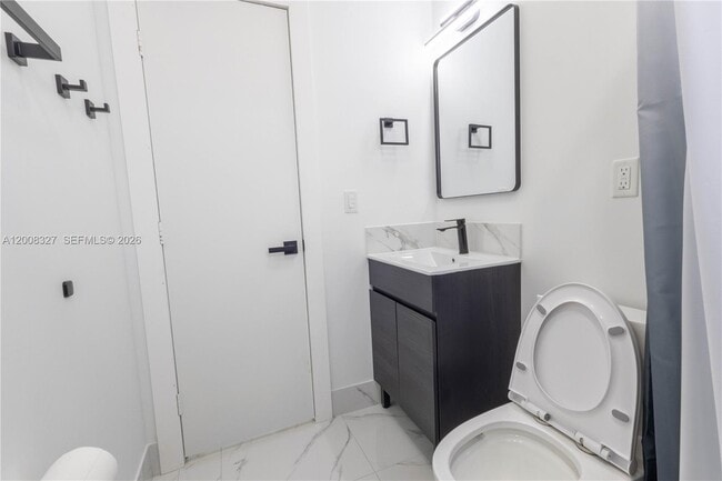 Building Photo - 3001 SW 35th Ave