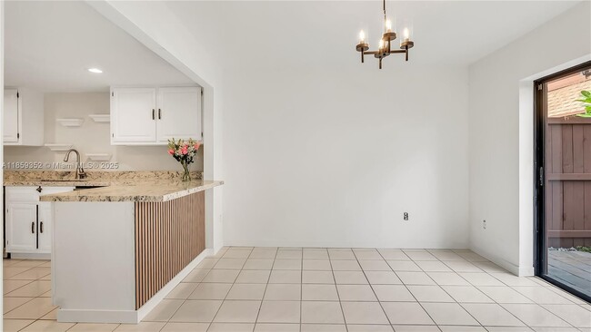Building Photo - 7123 SW 115th Pl