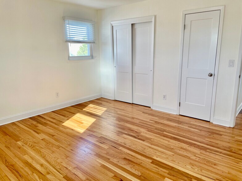 Building Photo - 234 Wheeler St