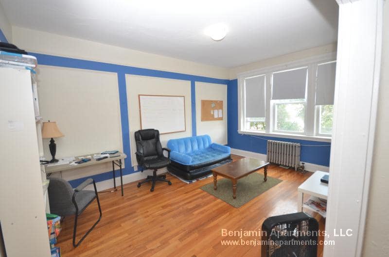 Building Photo - 1687 Commonwealth Ave