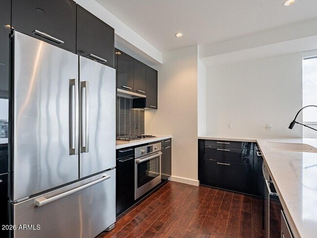 Building Photo - 4422 N 75th St