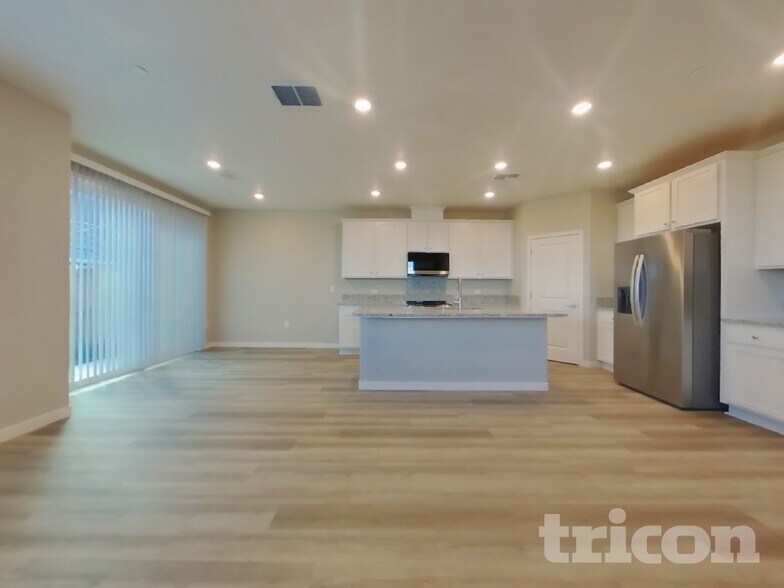 Building Photo - 8224 Capital Delta St