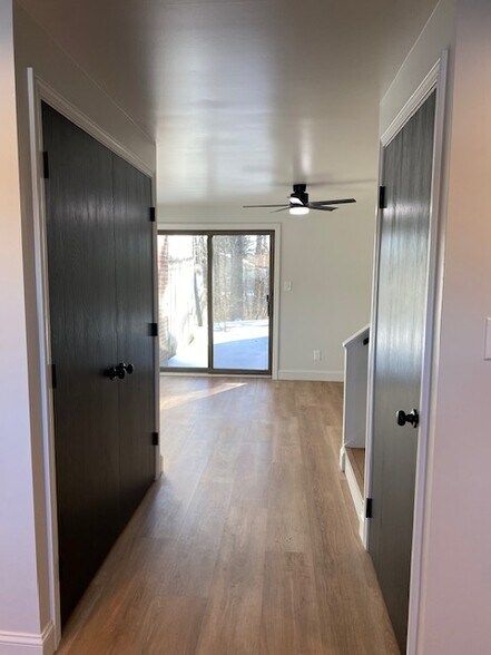 Building Photo - 20 Juniper Ln