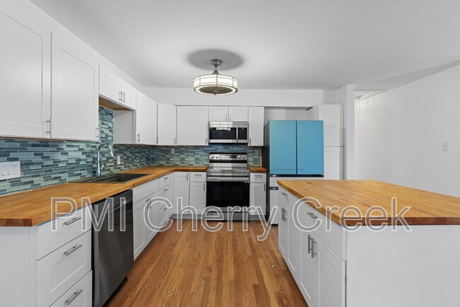 Building Photo - 4890 Ames St