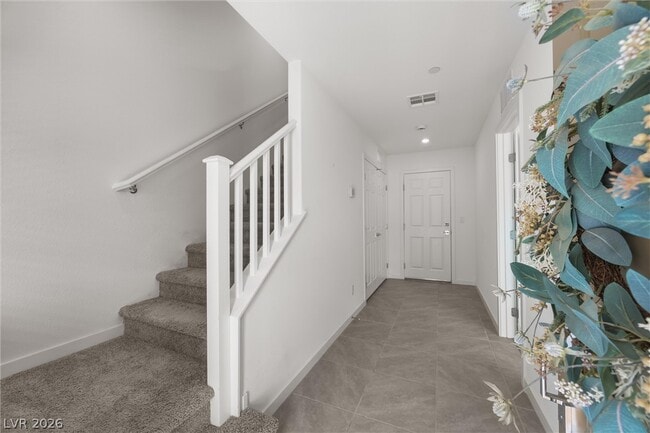 Building Photo - 6118 Garden Oasis St