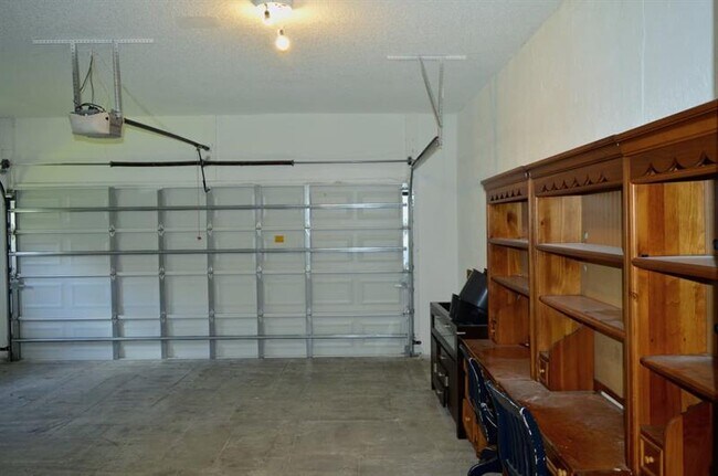 Building Photo - 3701 Starboard Ave