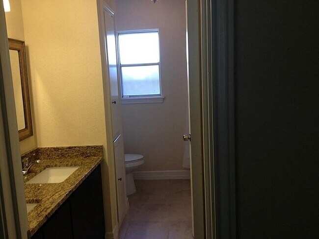 Building Photo - 8414 Triola Ln
