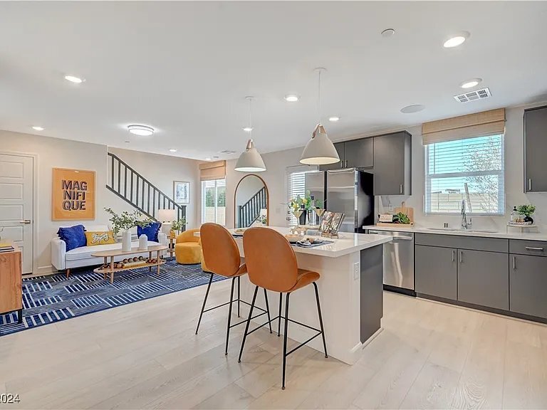 Building Photo - 915 Cadence Vw Wy