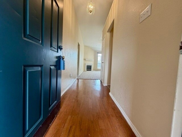 Building Photo - 1611 Windcastle Dr