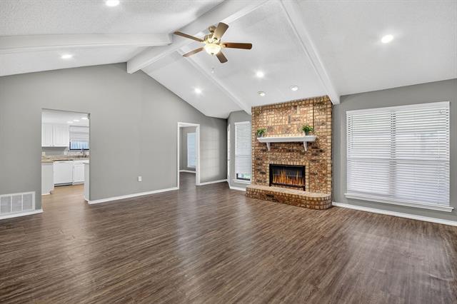 Building Photo - 1809 Greenbend Dr