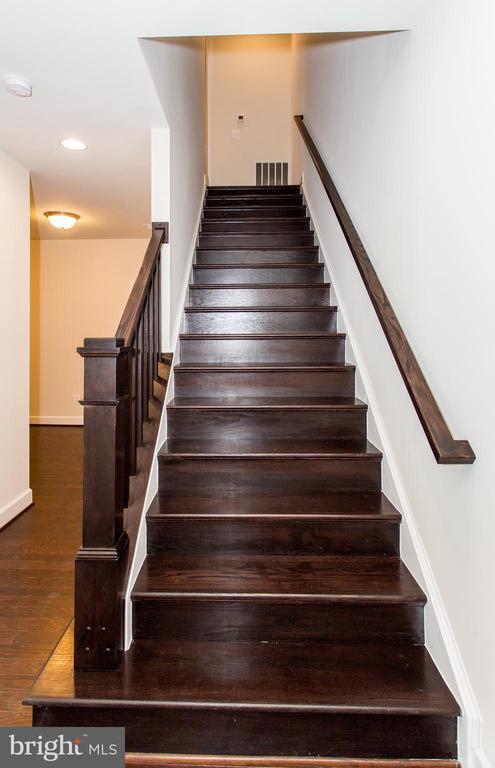 Building Photo - 23187 Hampton Oak Ter