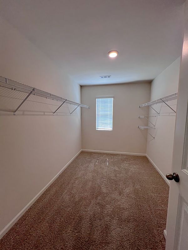 Building Photo - 5356 Barberry Ave
