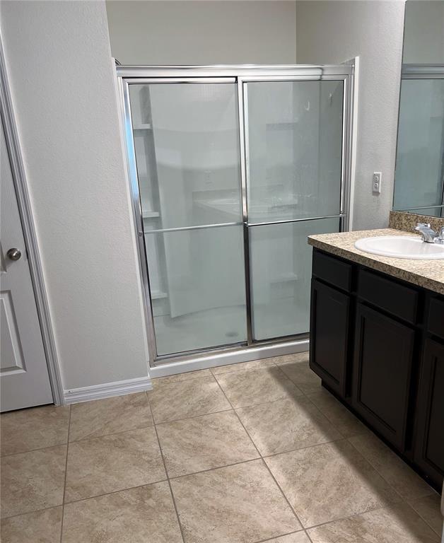 Building Photo - 930 Summer Glen Dr