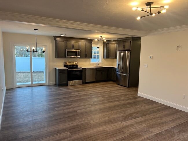 Building Photo - 1 US-1