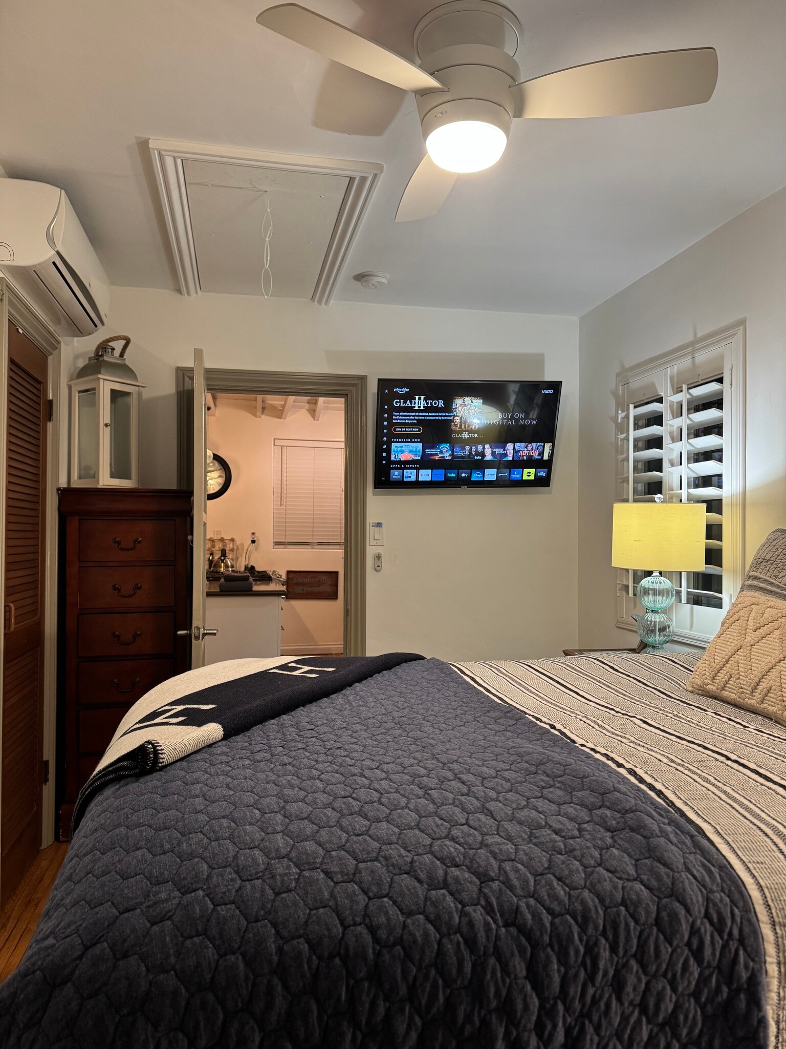 Building Photo - 127 31st St