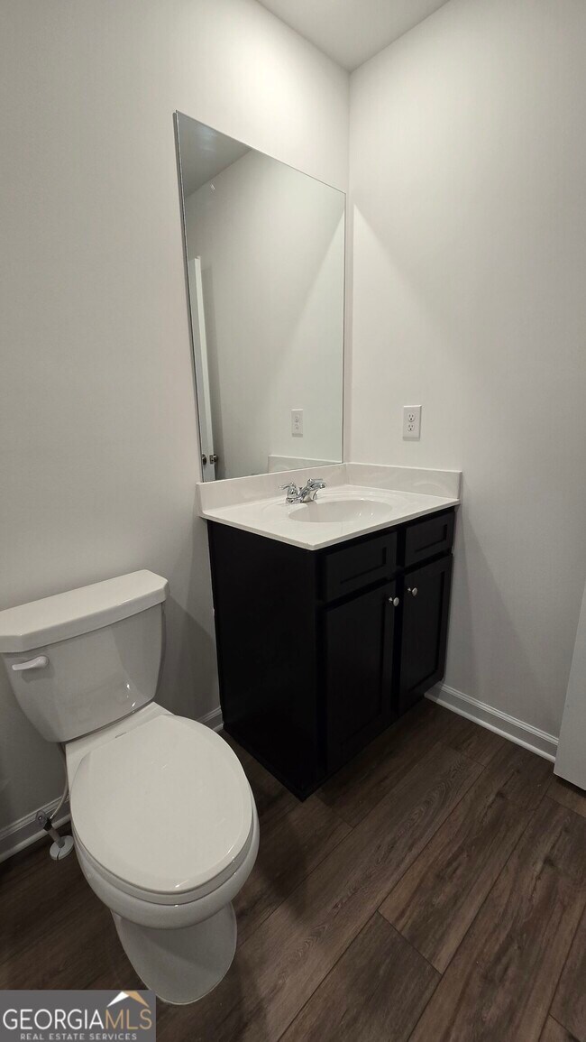 Building Photo - 209 Kenoot Dr