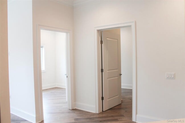 Building Photo - 226 New York Ave