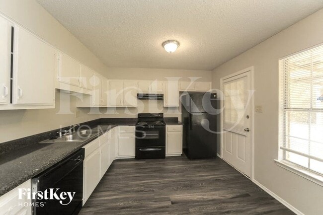 Building Photo - 5848 Hickory Shadow Ln