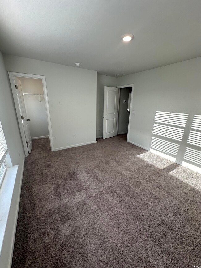 Building Photo - 2655 Pegasus Pl