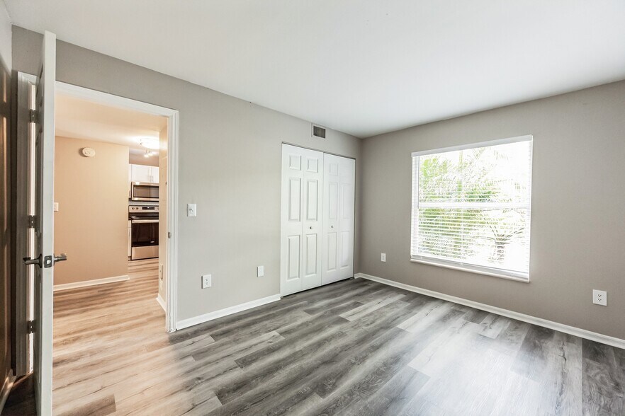 opus bdr - Residences on 16th