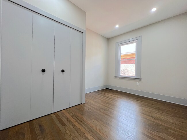 Building Photo - 5006 Seminole St